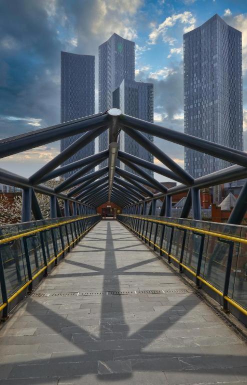 Adelphi Wharf Luxury Apartments แมนเชสเตอร์ ภายนอก รูปภาพ