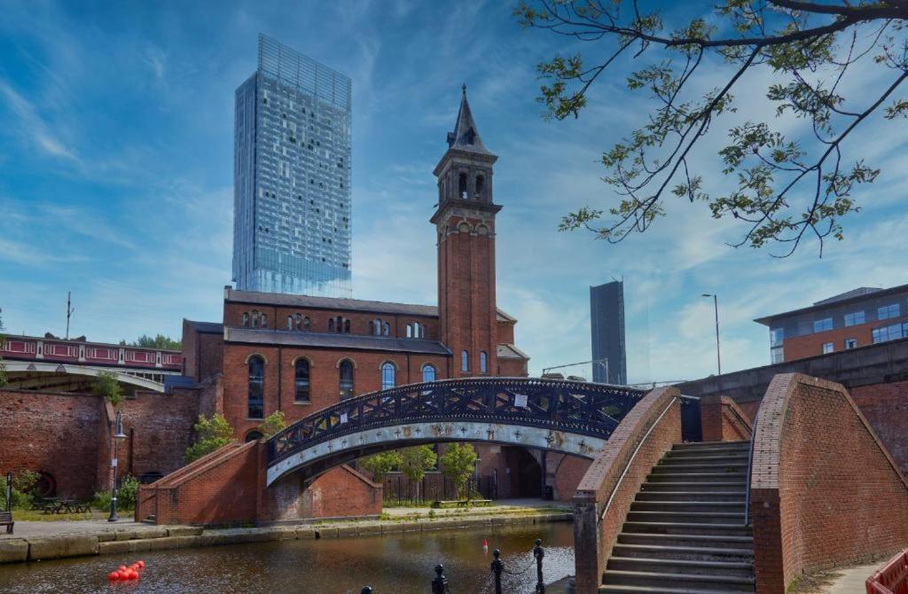 Adelphi Wharf Luxury Apartments แมนเชสเตอร์ ภายนอก รูปภาพ